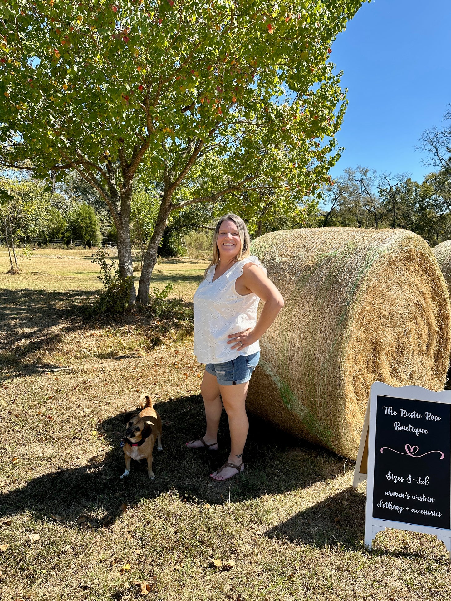 Eyelet Tank With V Neckline (PLUS SIZE)